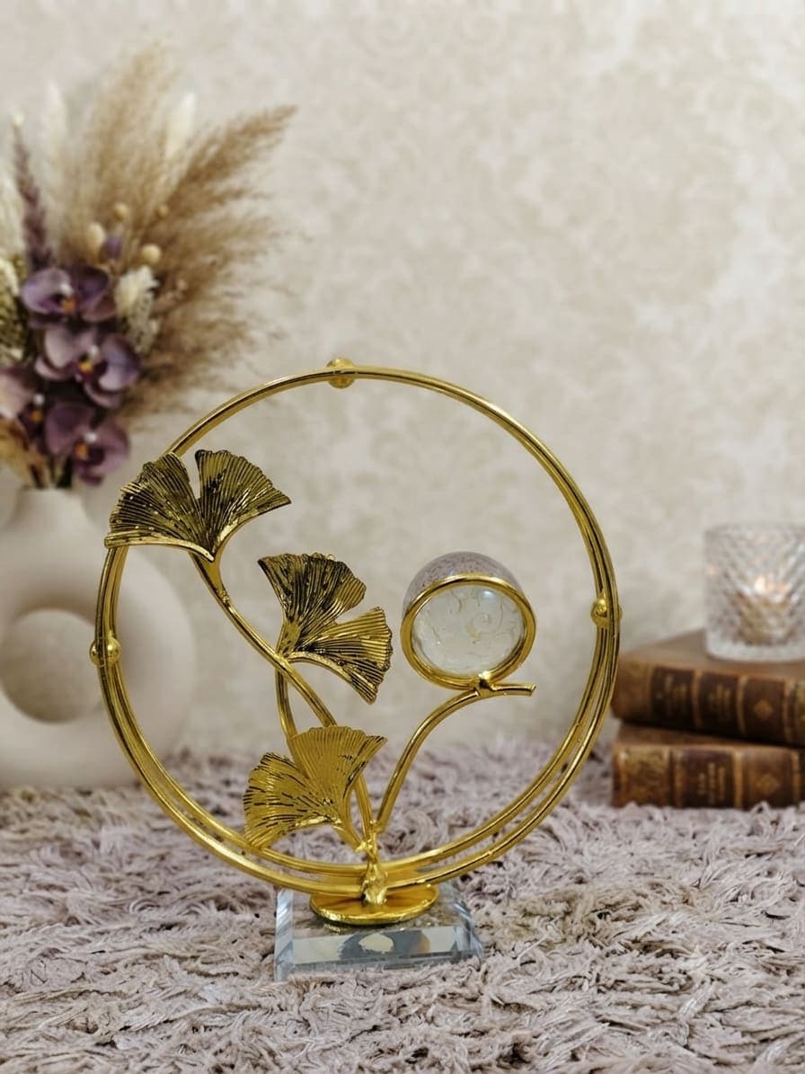Golden Ginkgo Leaf Circle with Crystal Ball Table Showpiece)